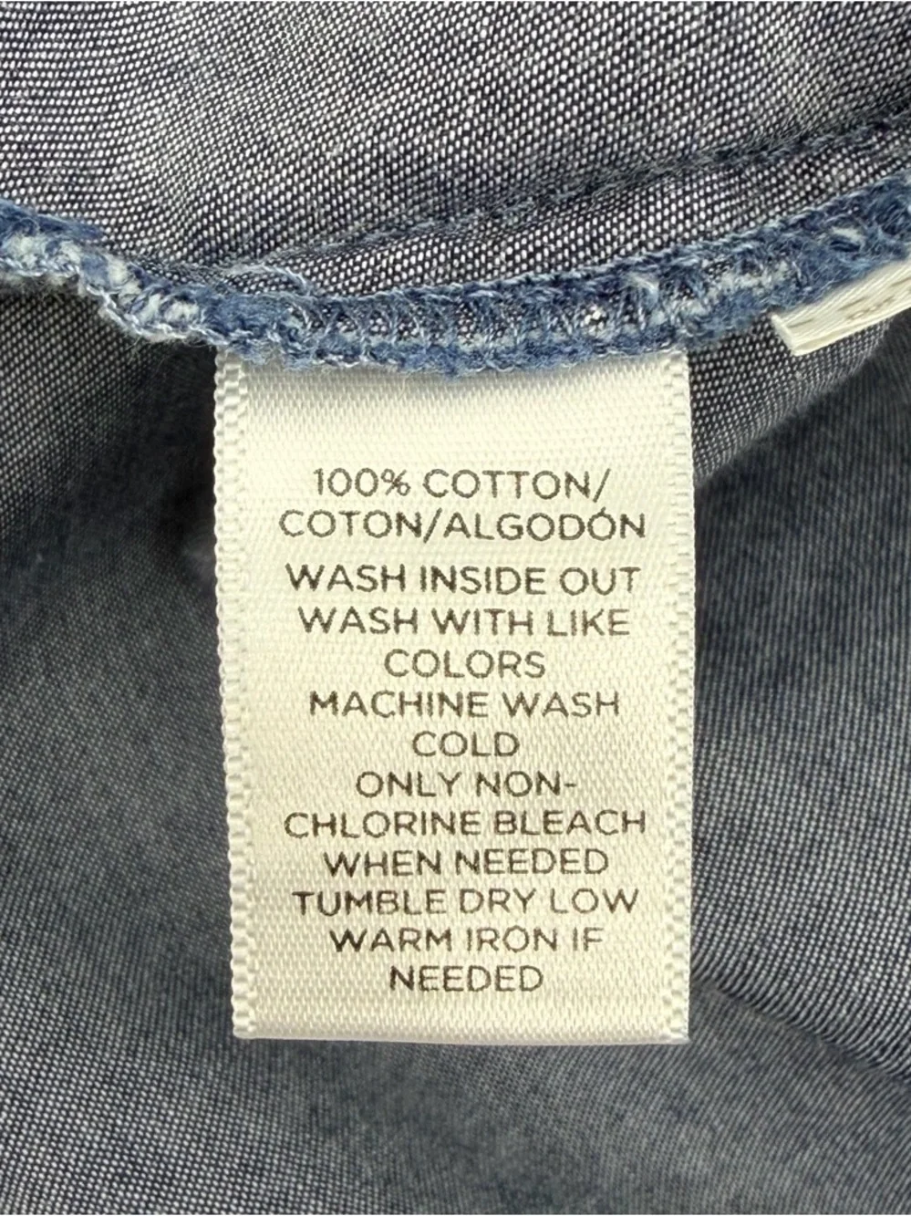 LOFT Softened Chambray Heart Print Button Down Shirt Size Small 100% Cotton - Picture 6 of 12